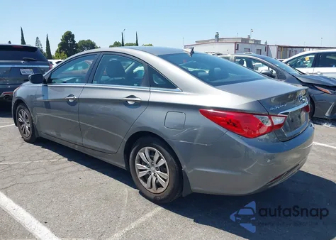 2013 Hyundai Sonata Gls z USA, uszkodzony, nr VIN 5NPEB4AC1DH539803